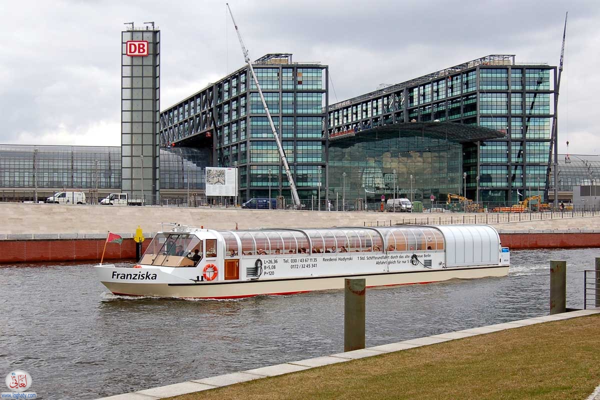 hauptbahnhof-xmdj